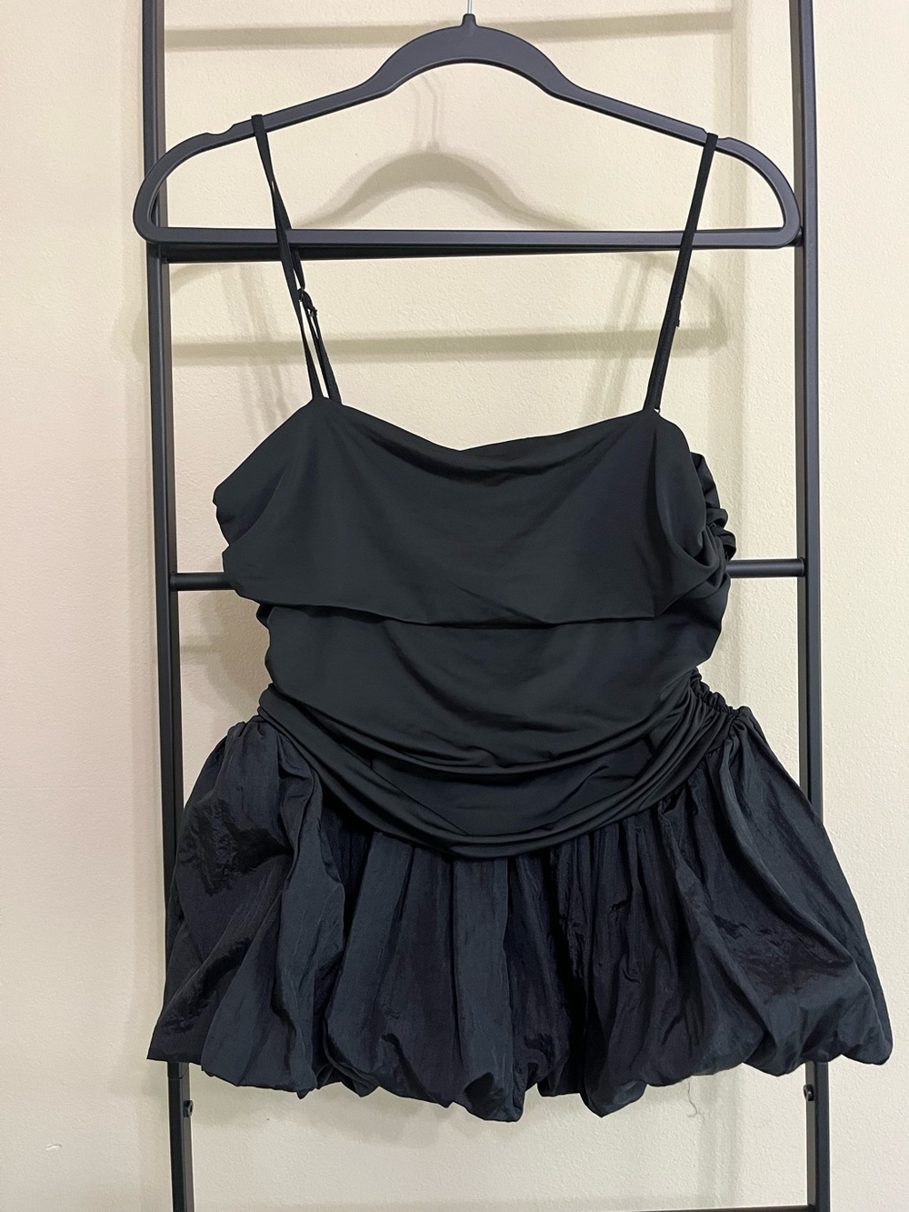*NWT Future Collective Black Bubble Hem Dress Size M Date Night Party Coquette